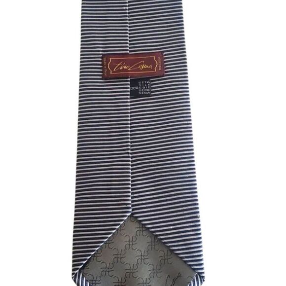 TINO CUJURA Italian Made 100% Silk Tie - Picture 3 of 3